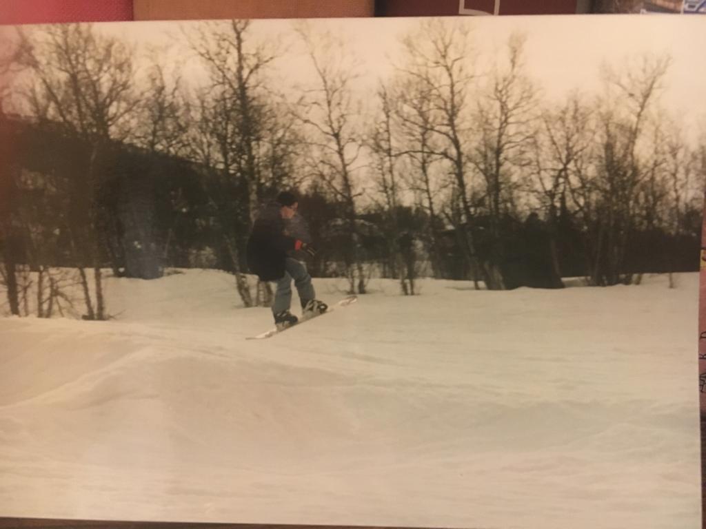 first-time-snowboarding